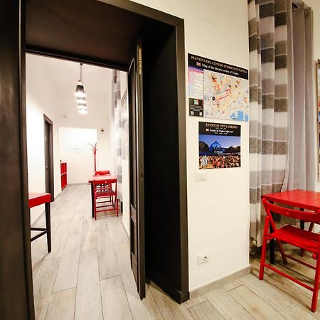Casa Interattiva Naples'Secrets Bed & Breakfast Екстериор снимка