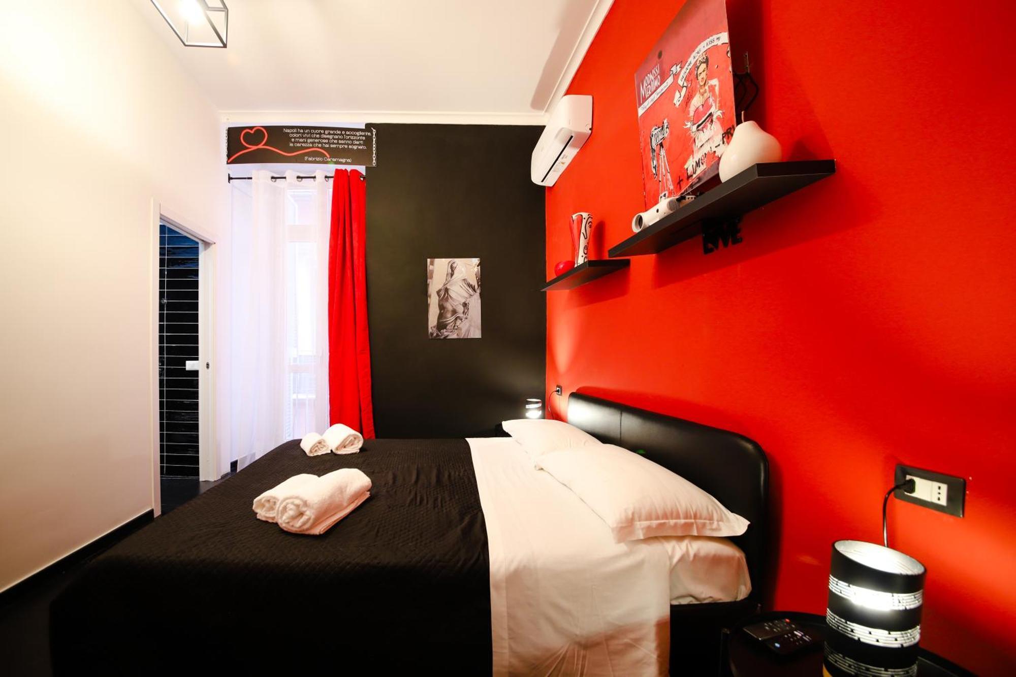 Casa Interattiva Naples'Secrets Bed & Breakfast Екстериор снимка