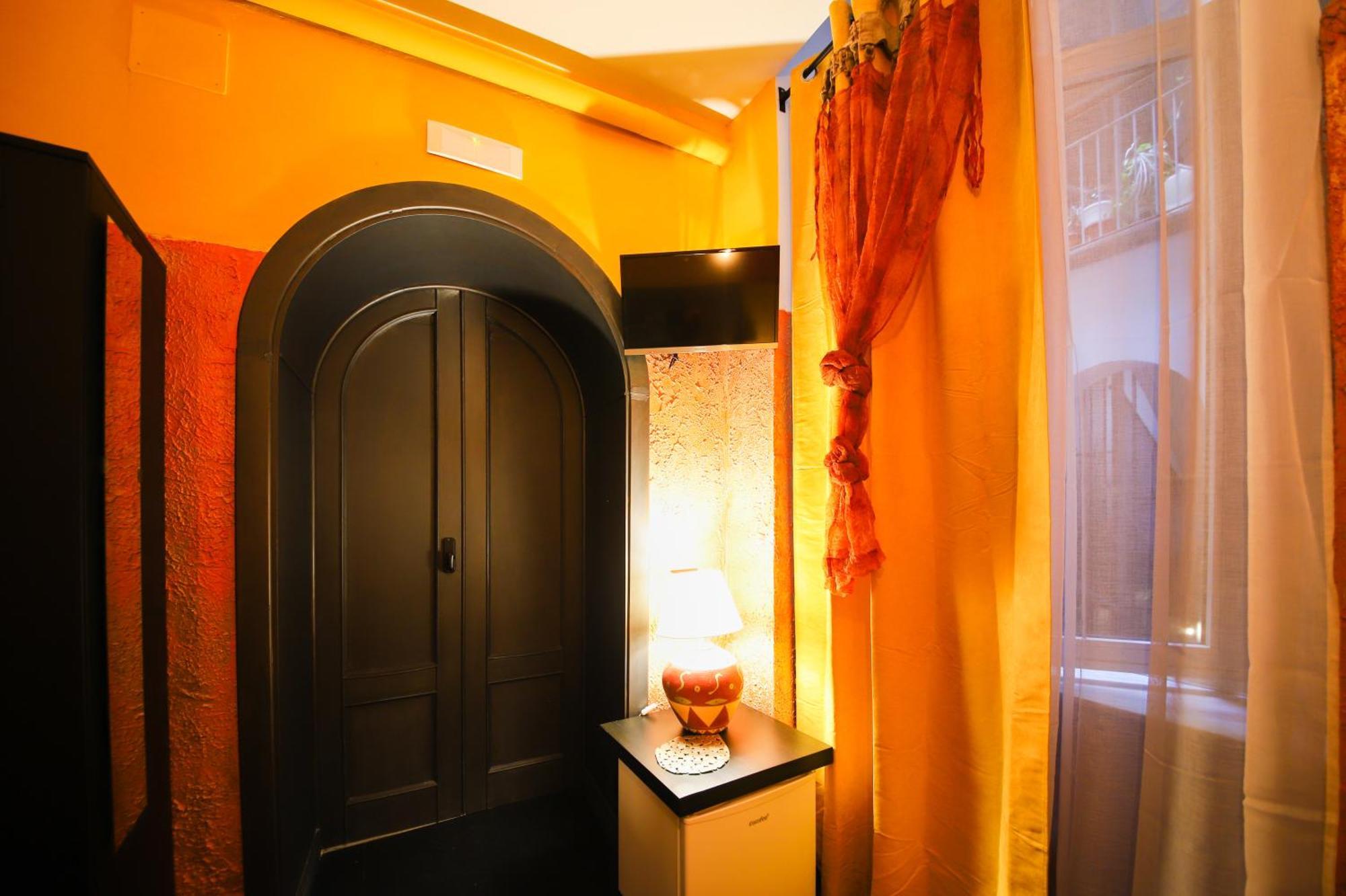 Casa Interattiva Naples'Secrets Bed & Breakfast Екстериор снимка